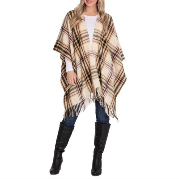 Woolrich Jackets & Blazers - Woolrich Women's Cozy Blanket Wrap Poncho Flannel One Size Sienna Plaid Fringe